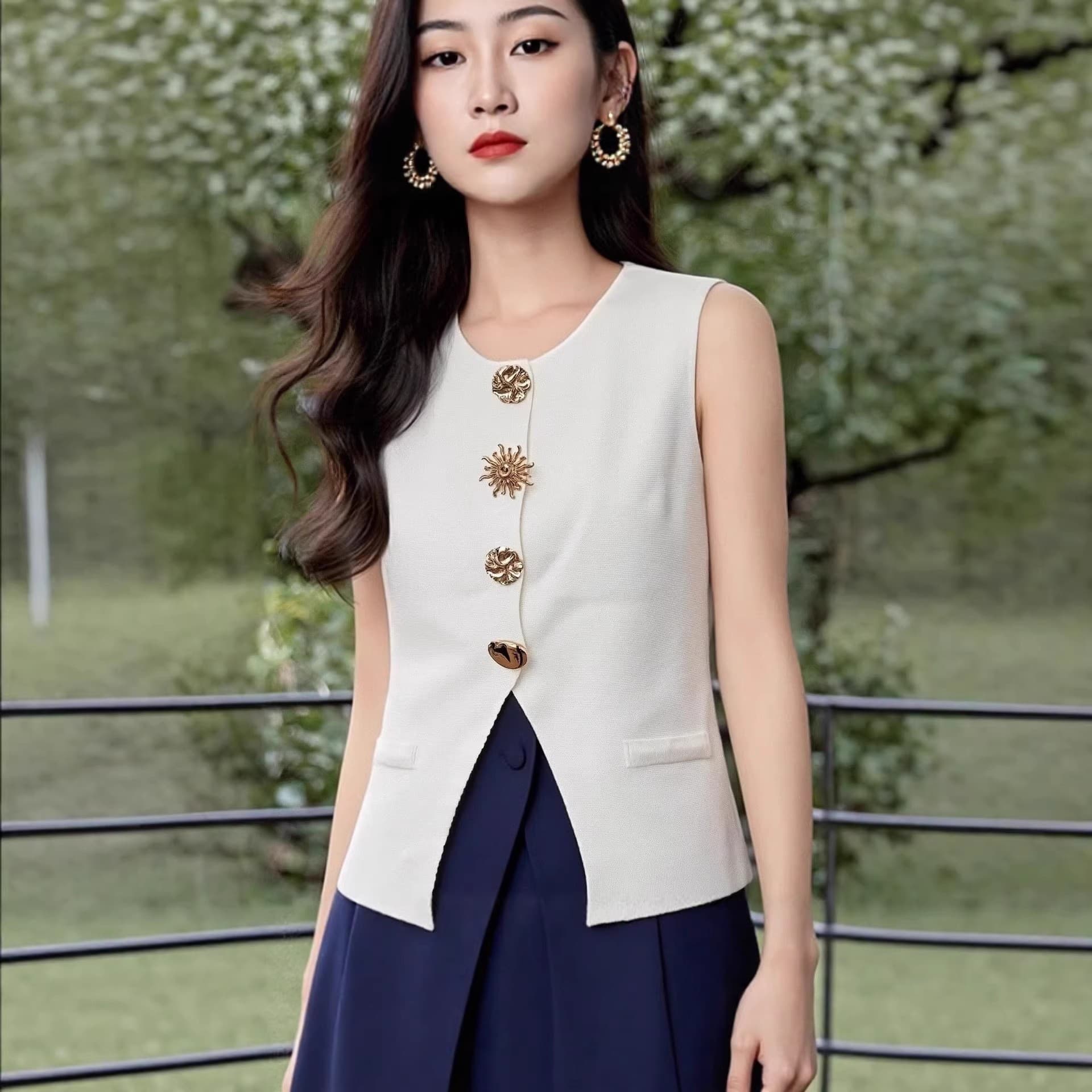 Cross-Border Women's European and American Vest Gold Button Cardigan British Style Waist-Nipping Top