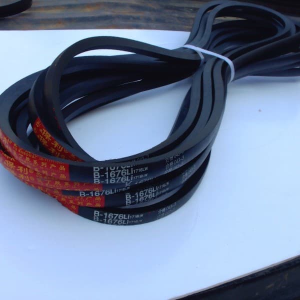 V-belt type B is suitable for agricultural machinery, medium-sized water pumps and air compressors with complete specifications