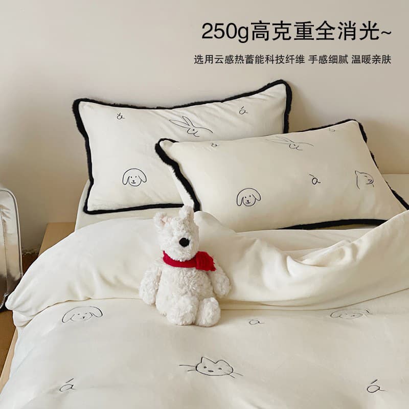 Winter Thickened Warm Milk Velvet 4-Piece Set, Cute Cartoon Coral Fleece Flannel Bedding Set with Duvet Cover and Fitted Sheet