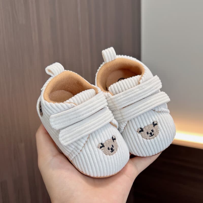 Baby shoes Spring and Autumn 6-8-12 months old male and female baby cloth shoes soft sole non-slip cartoon 0-1 years old casual toddler shoes