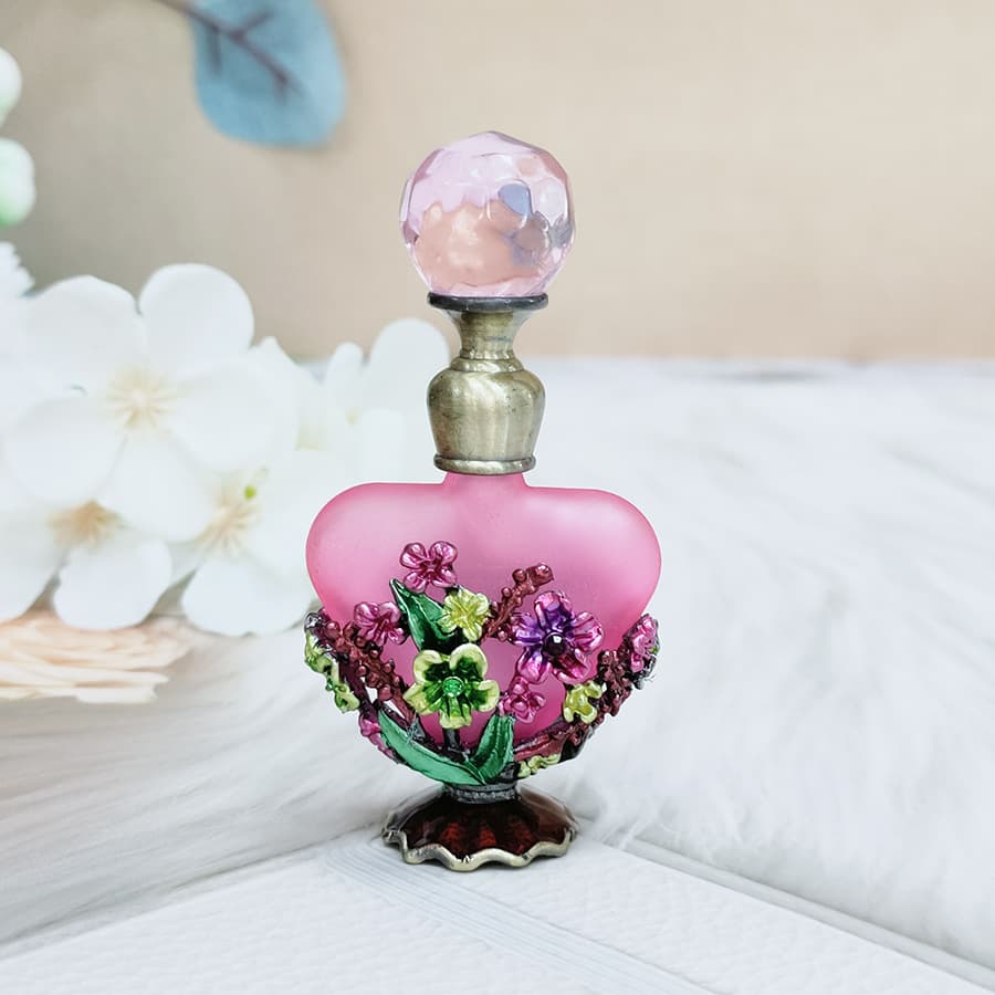 Retro small floral pink glass bottle small small-shaped filling bottle large perfume essential oil empty filling bottle Dubai essential oil