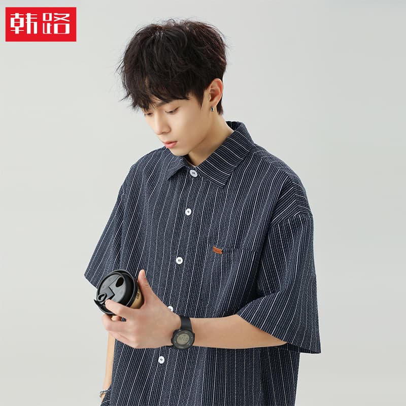 Textured Slightly Wrinkled Contrast Striped Short-Sleeved Shirt for Men, New Season Japanese Style Loose Casual Lapel Shirt Jacket