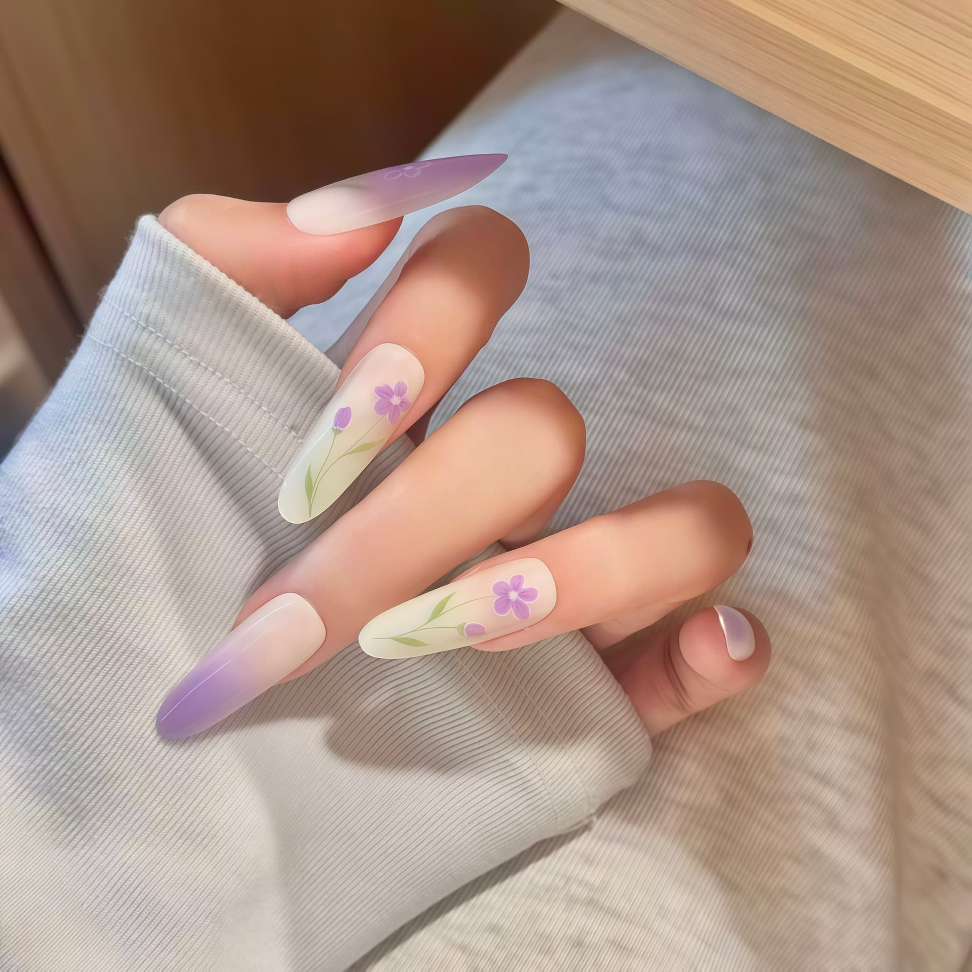 Gradient Wear New Spring Purple Moon Manicure Orchid Purple High-Quality Whitening Removable Atmospheric Nails