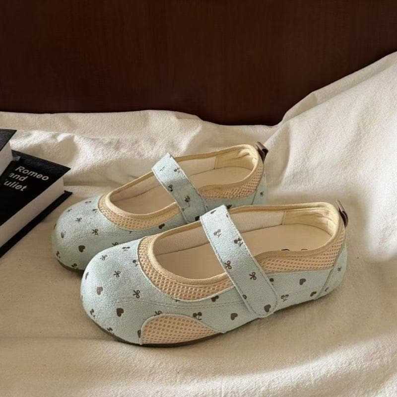 Very Nice Flat Single Shoes for Women 2026 New Style Super Hot Versatile Campus Style White Shoes Student Mary Jane Shoes