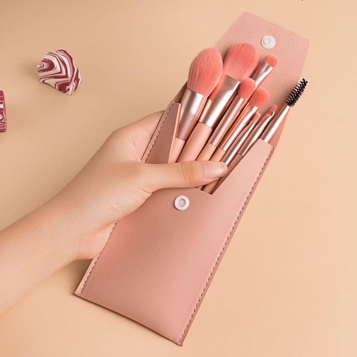 8-Piece Complete Makeup Brush Set for Beginners, Travel Eyeshadow Brush, Blush Brush, Convenient Full Makeup Tool Kit
