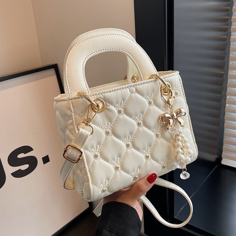 2026 New Fashion Crossbody Bag Lady Dior Bag High-End Light Luxury Niche Handbag Diamond Quilted Women's Bag