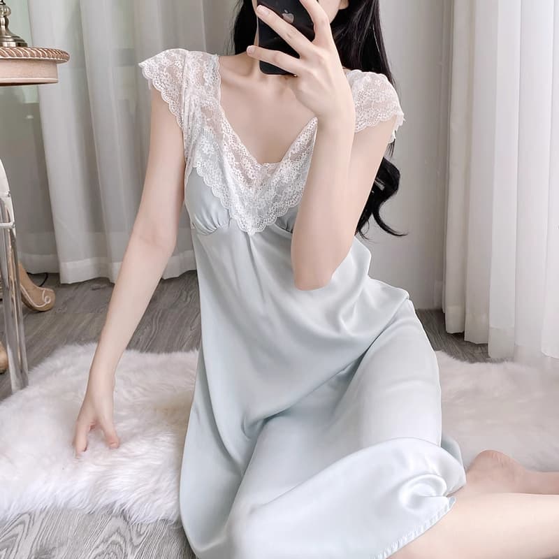 Women's Summer Ice Silk Long Slip Dress, Pure and Sexy Lace French Style with Built-in Pads, Spring and Autumn Loungewear