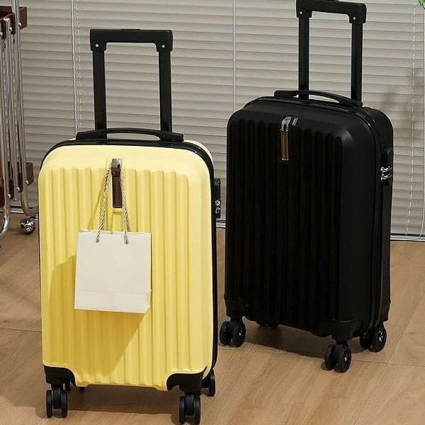 Suitcase 20-inch boarding code box trolley suitcase suitcase pp material suitcase universal wheel manufacturer approved