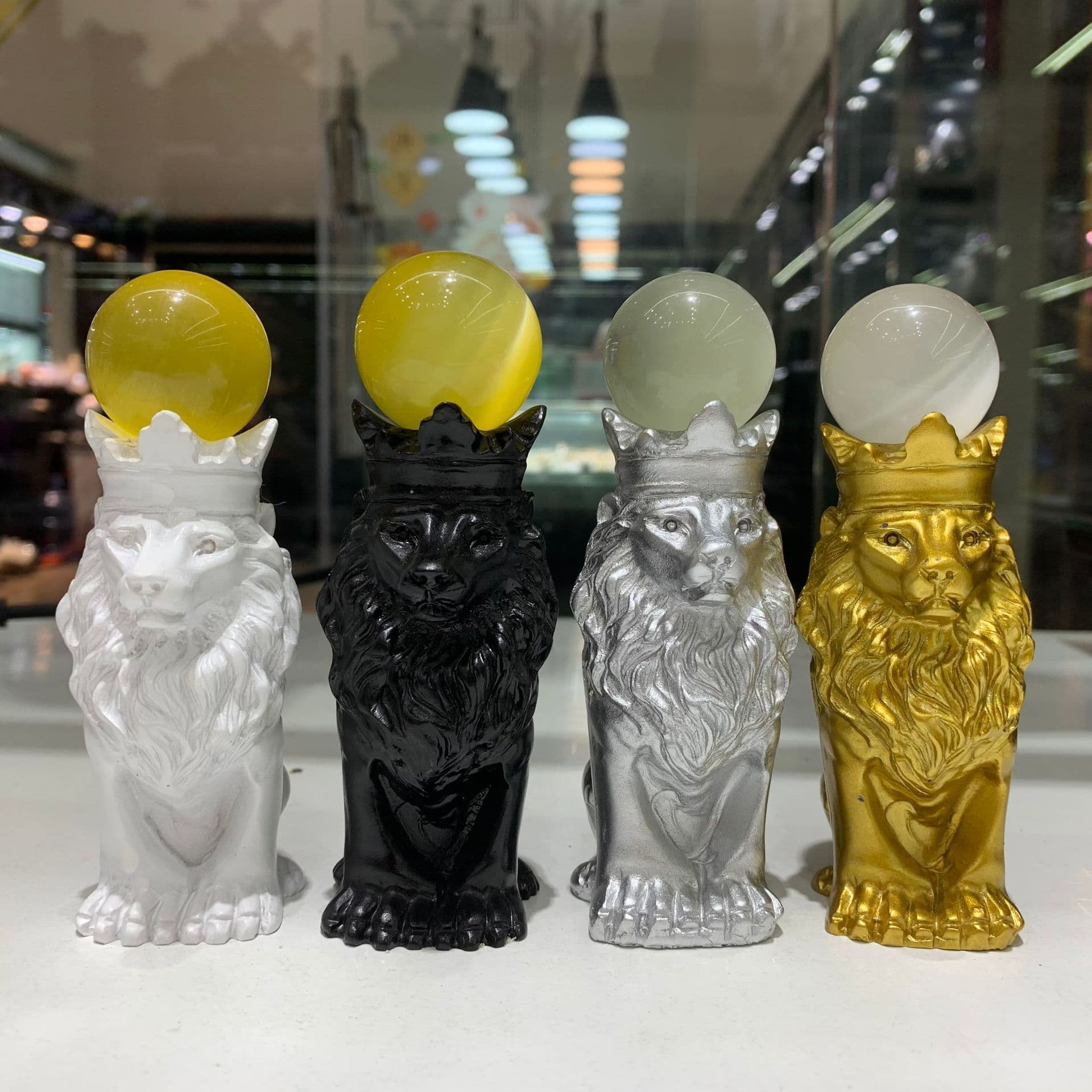 Resin Crystal Ball Base, Lion Sculpture Ornament, Animal Artwork, Home Decor, Living Room Crafts