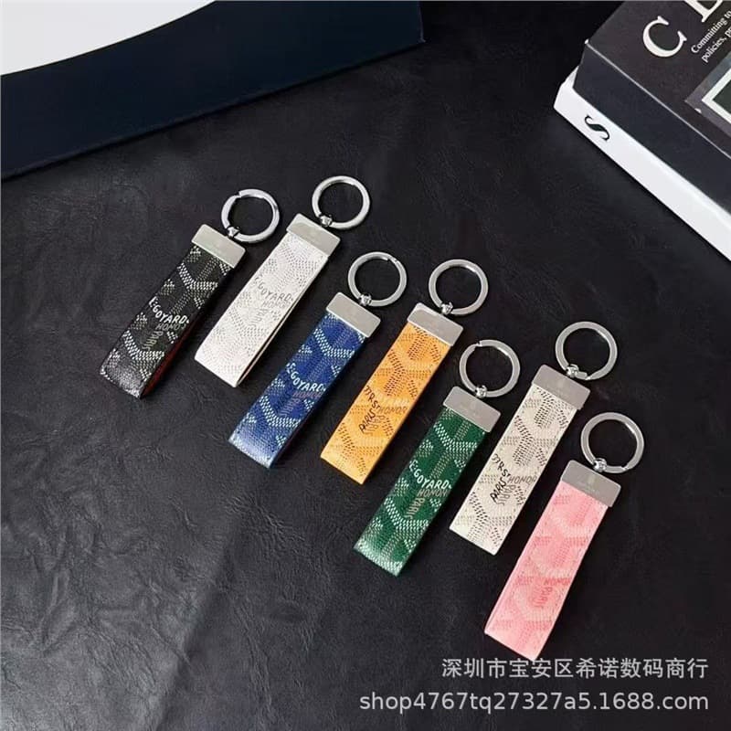 Dog Tooth Keychain Pendant Luxury Bag Charm Car Key Ring Circle Pendant Keychain Lanyard Cross-border