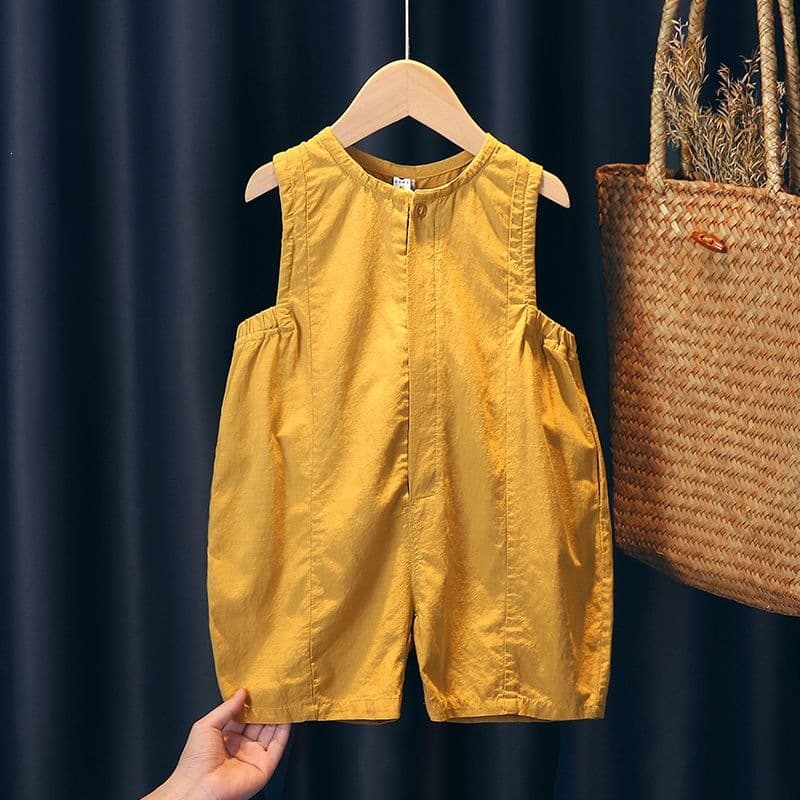 Baby jumpsuit casual loose three-quarter pants for boys summer new Korean style shorts for girls and boys cotton and linen pants
