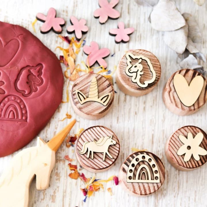 Children's wooden teaching aids seal, toddler accompaniment toy seal, infant and toddler thinking training teaching aids color mud seal