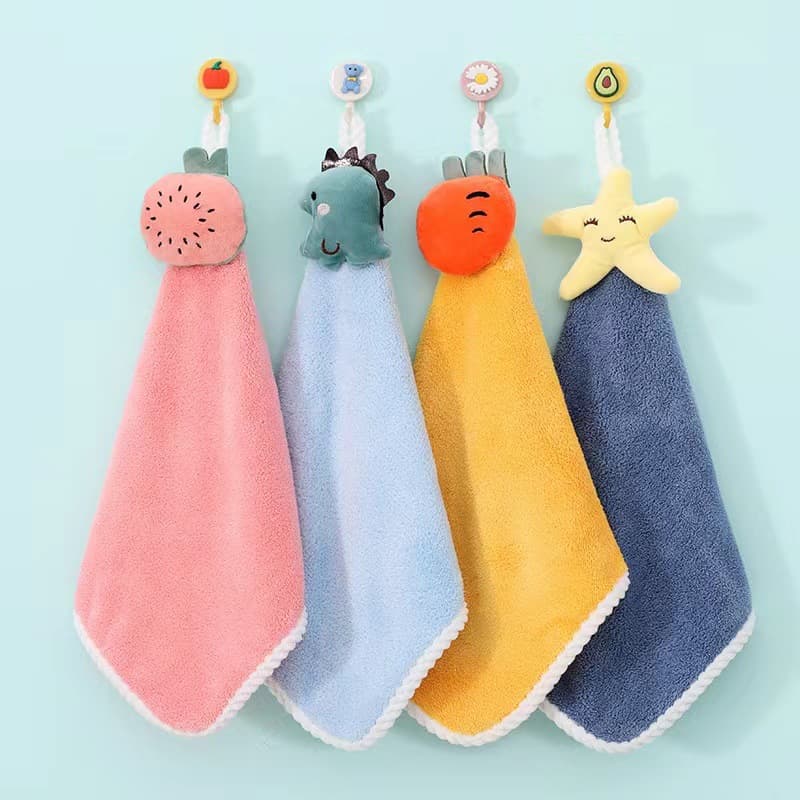 Hanging cartoon hand towel coral fleece thickened absorbent odor-resistant hand towel, souvenir gift