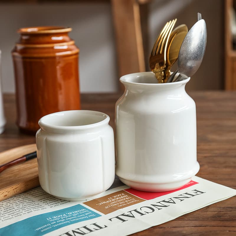 European Creative Kitchen Storage Jar Ceramic Chopstick Container Tableware Utensil Holder for Knives, Forks, and Soup Spoons Desktop Storage Canister