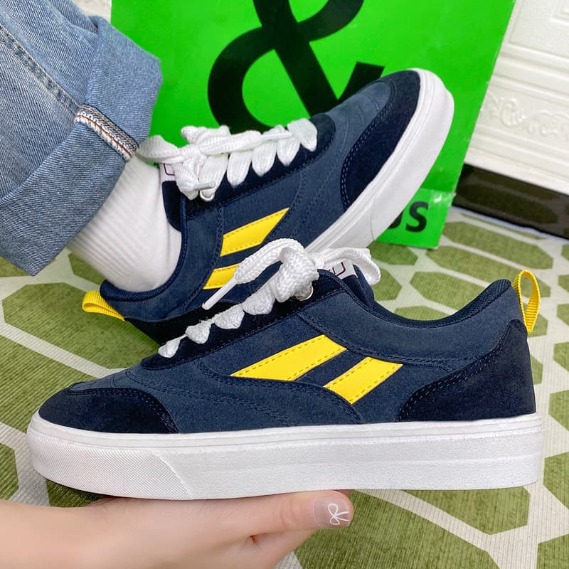 2025 spring/summer new student skate shoes Chinese trendy Hong Kong style ins super popular white sneakers unisex casual running shoes