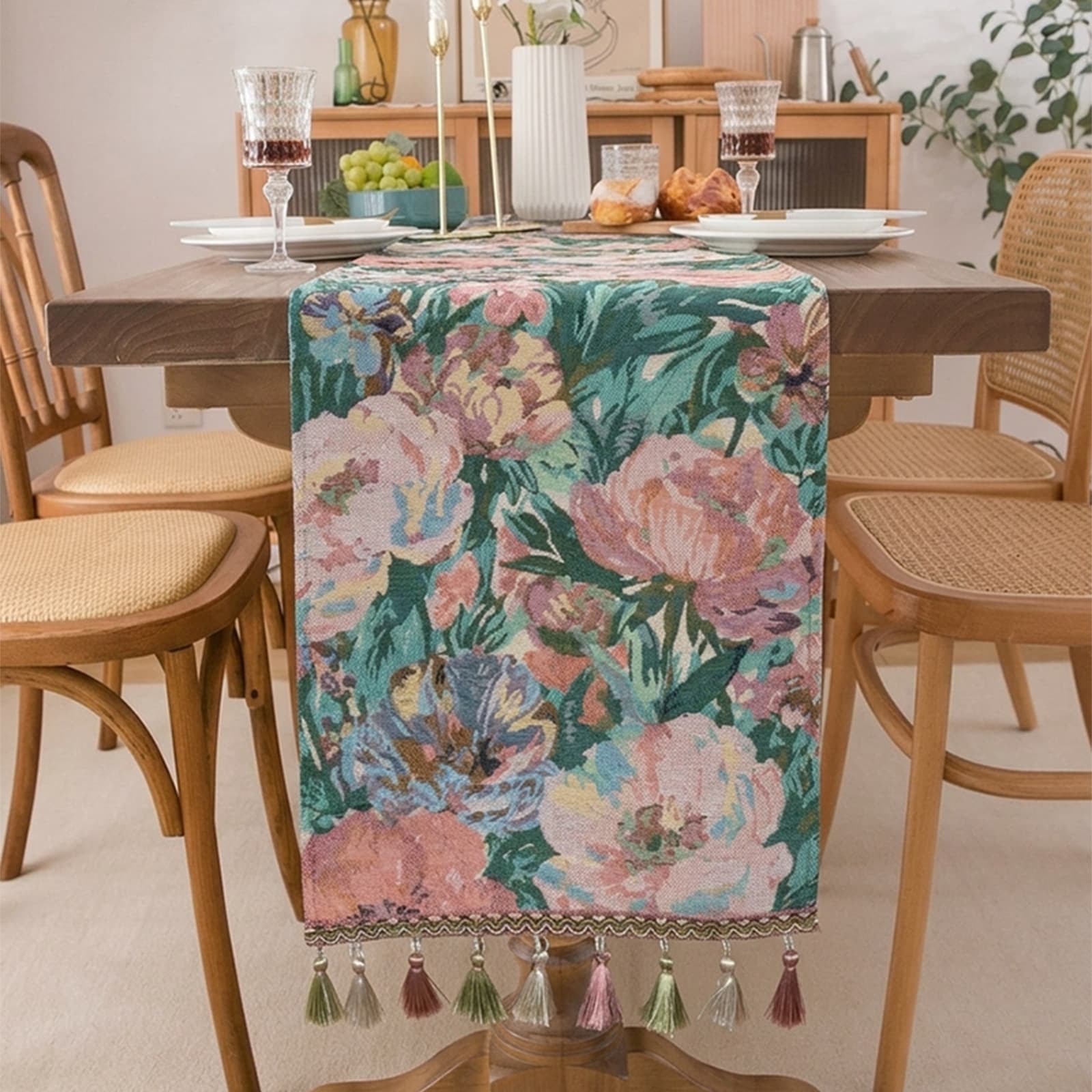 Cross-border delivery retro table flag jacquard decoration living room table cloth atmospheric long tea flag oil painting style tea table mat
