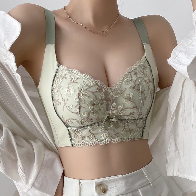 2022 New Embroidered Non-Wire Bra, Thin on Top and Thick on Bottom, Comfortable Push-Up, Skin-Friendly, Lifts and Shapes, Sexy Bra