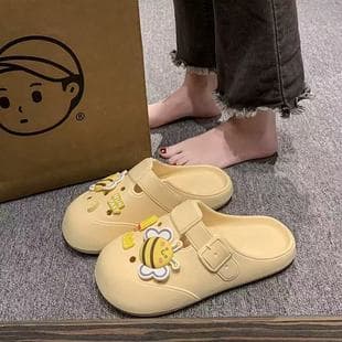 Clog Shoes for Women, 2024 New Outdoor Cloud-Like Feel Cartoon Internet-Famous Non-Slip Beach Toe-Cover Cool Slippers for Women Summer