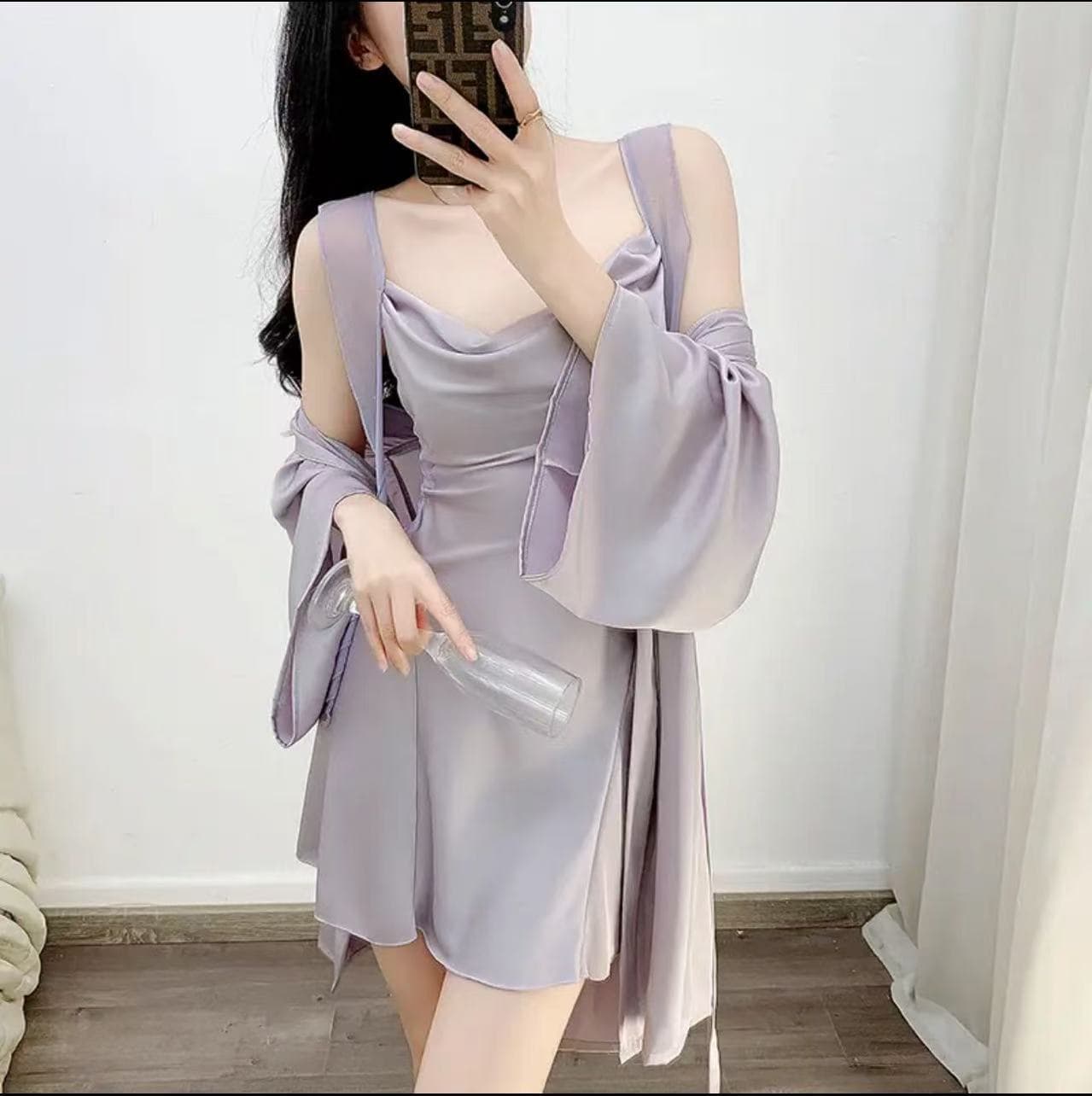 Women's Spring and Autumn Pajamas, Camisole Nightgown, Long-Sleeve Bathrobe, Sheer Seductive Lace Hollow-Out Lingerie Loungewear, Ice Silk