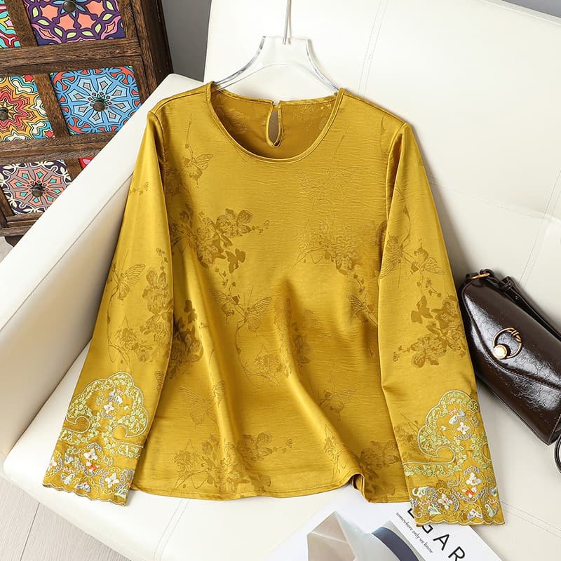 High-End Retro Embroidery New Chinese Style Base Top for Women Spring Autumn 2026 New Elegant Satin Base Top