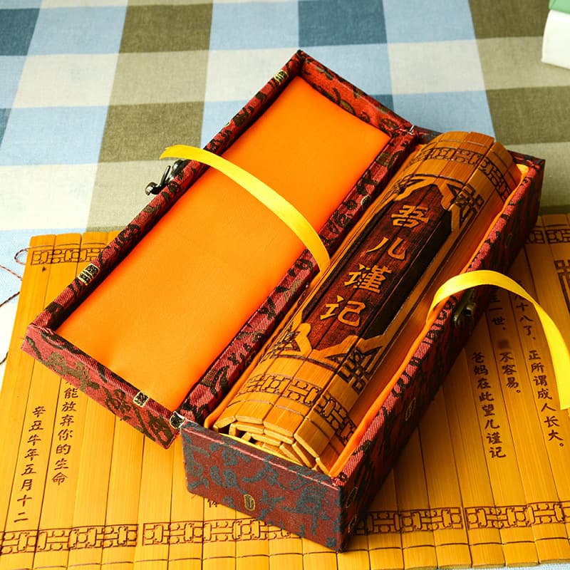 18th Birthday Gift for Boys and Girls - Premium Adult Ceremony Present