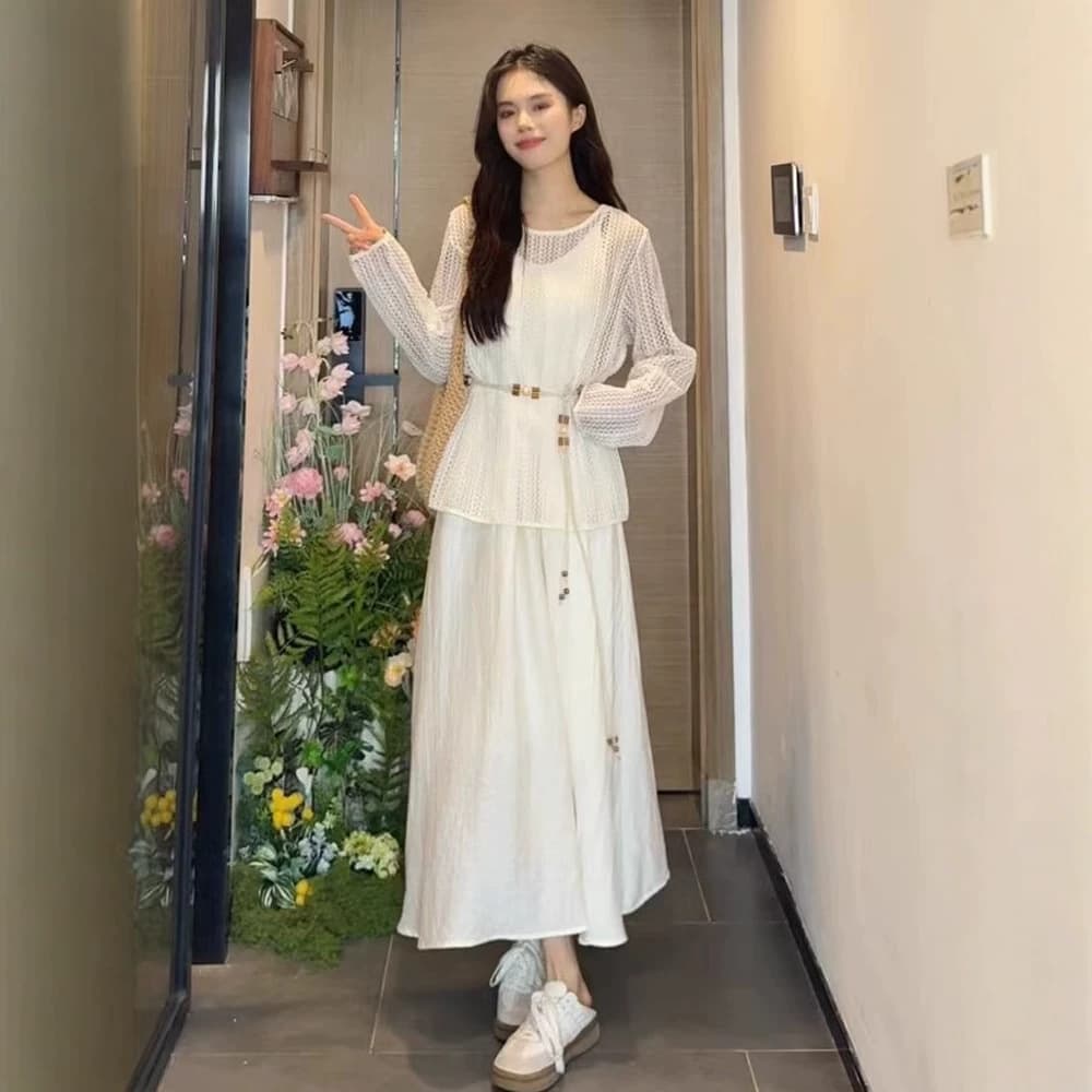 White suspender dress for women, new summer style, gentle style, perfect to wear, long dress for seaside vacation
