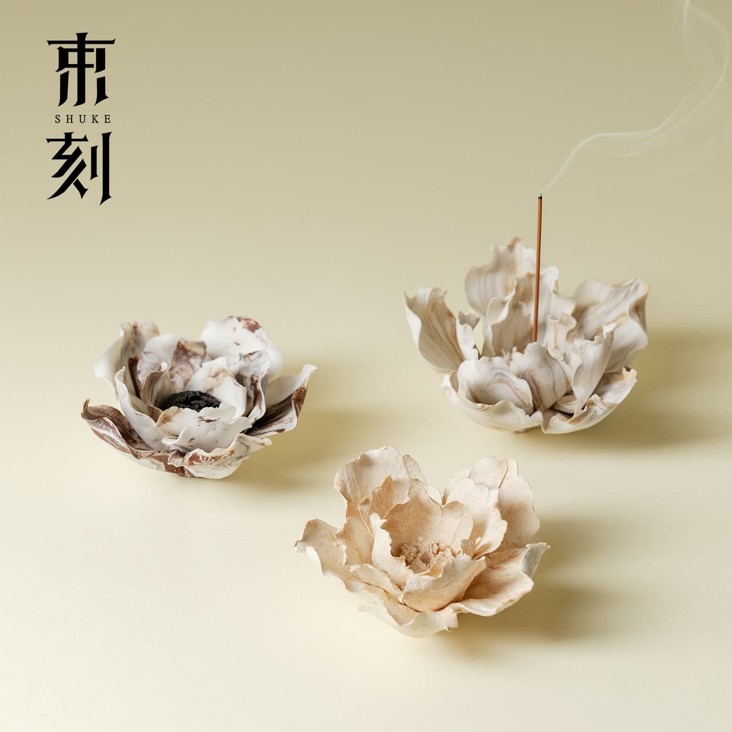 Carved intangible cultural heritage, hand-kneaded lily flower incense burner, incense insert, Zen high-end incense burner, incense holder base, incense burner