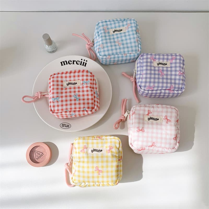 Korean-Style Small Checkered Makeup Bag, Simple Square Bluetooth Earphone Case, Lipstick Bag, Girl's Cosmetics Storage Bag