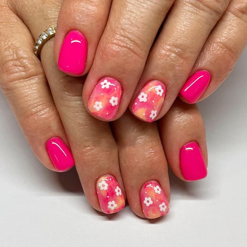 Short, eye-catching New Year's red floral manicure, European and American sweet ins style fake nails, finished removable nail pieces