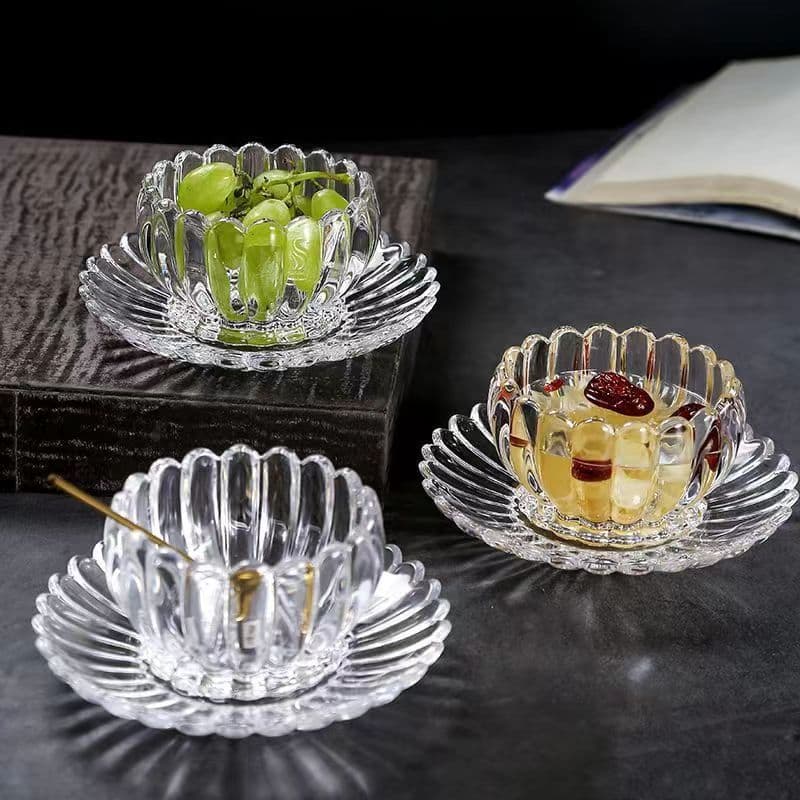 Creative household glass bowls and plates for bird's nest, fruits, desserts, and other high-end products, perfect for beauty salons.