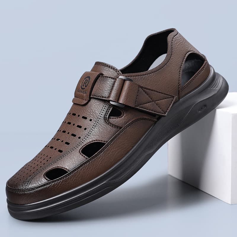 Large Size Sandals Breathable Hole Men's Shoes Comfortable Versatile Men's Sandals Hollow Out Summer Men's Leather Shoes