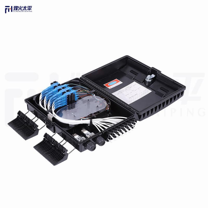 FTTH 24-core optical fiber splitter box PLC plug-in 16-core optical splitter box SC/APC