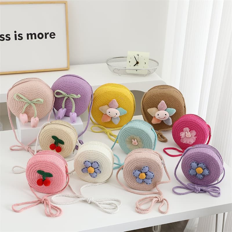 2026 New Straw Bag Seaside Woven Bag Summer Kids Flower Cherry Straw Woven Bag Crossbody Girls Vacation Bag
