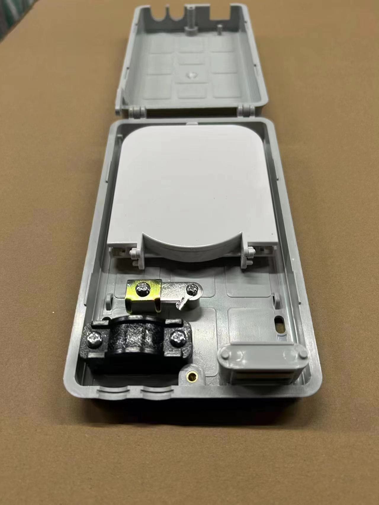 Hot Sale 6 to 12 Core Direct Fusion ABS Alloy Fiber Optic Box, Optical Cable Terminal Box, Optical Cable Splice Closure