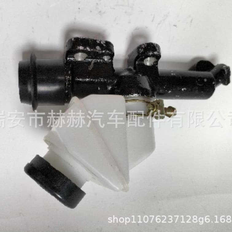 31420-1840 31420-1810 31420-E002 Fits Toyota Clutch Master Cylinder