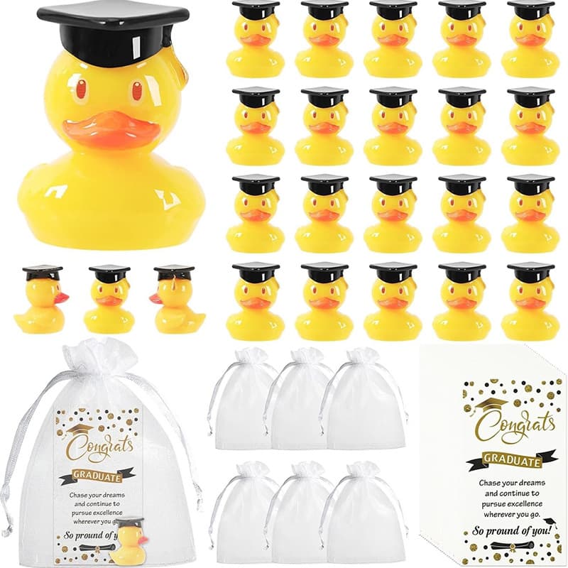 Cross-border Wholesale Graduation Season Bachelor Cap Certificate Set Little Yellow Duck Figurine Creative Resin Bachelor Duck Graduation Gift