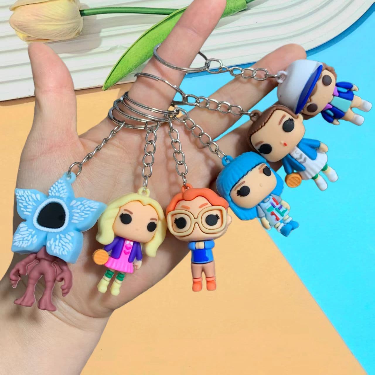 Popular Stranger Things Piranha keychain doll pendant doll machine small gifts peripheral push ornaments