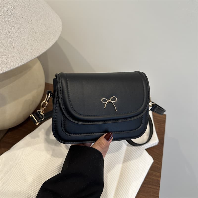 Crossbody Bag 2026 Premium Underarm Bag Women's New Korean Style Fashionable Shoulder Bag Simple Small Square Bag