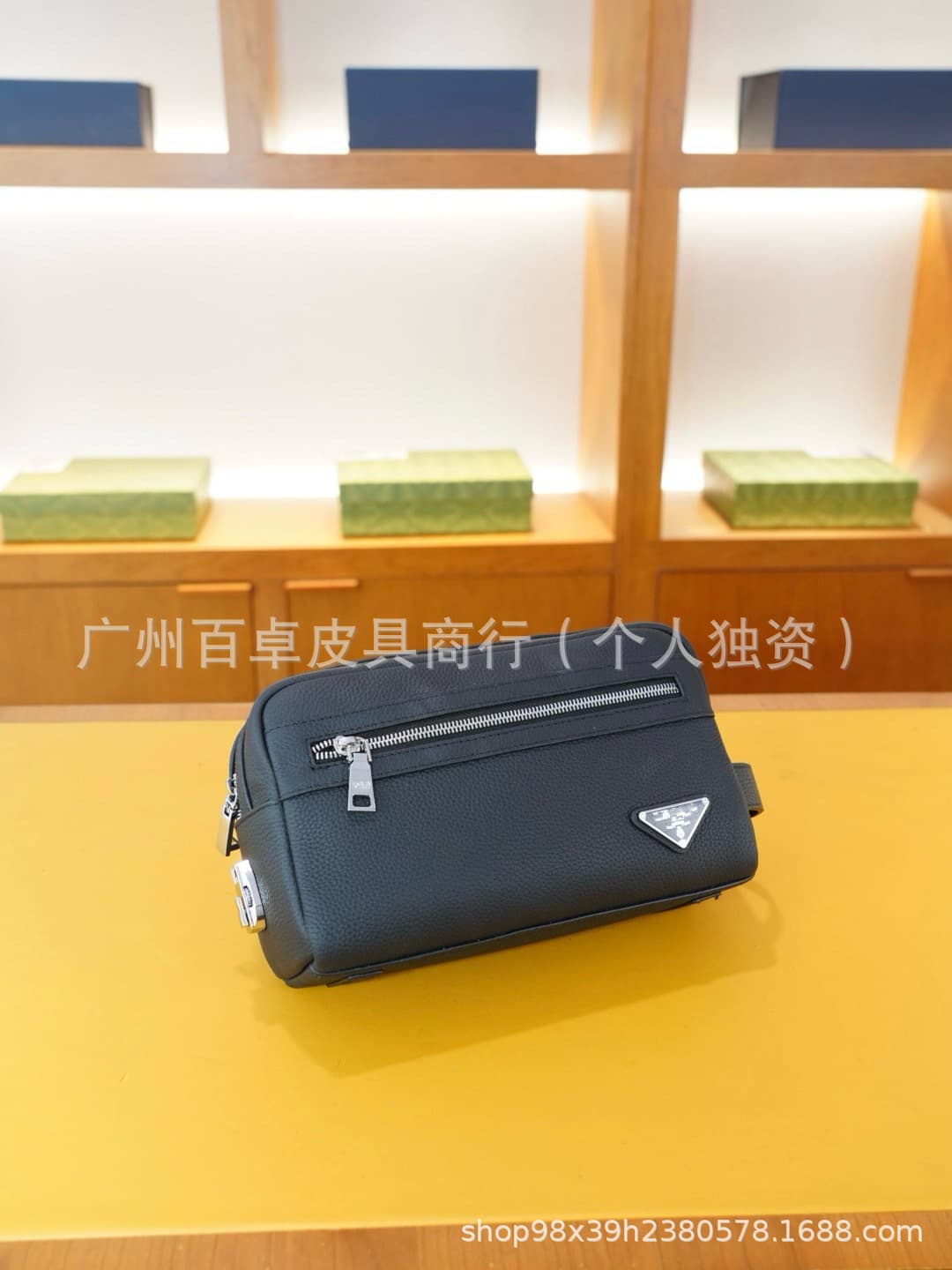 Prada Triangle Logo Men's Clutch Bag Top Grain Leather Genuine Leather Commuter Minimalist