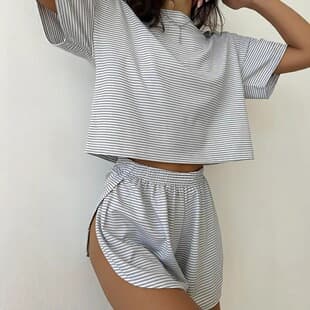 2026 Summer New In Stock Simple Comfortable Striped Short Sleeve Elastic Waist Shorts Loungewear Two-Piece Set for Women