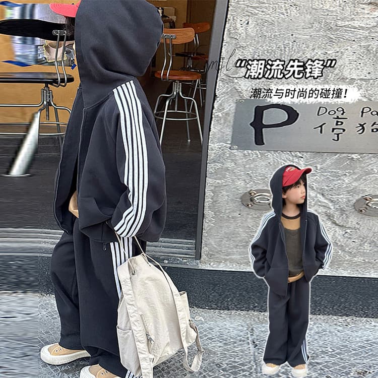 Spring and autumn boys' suits 2026 new casual baby boy sports style striped hooded sweatshirt and sweatpants two-piece set