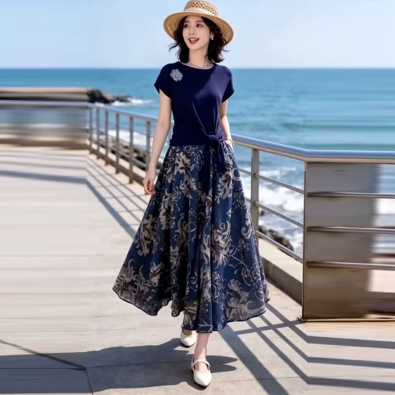 Large goods French light luxury elegant flower short-sleeved blue and white porcelain large swing skirt suit for women 2026 summer style slimming