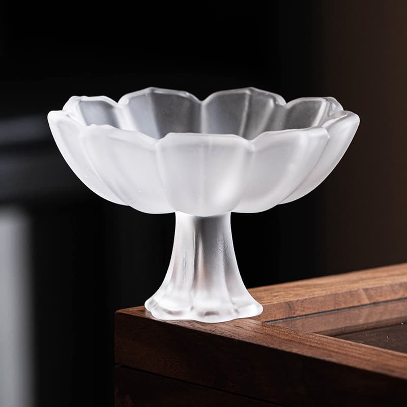 Colored glass lotus flower tea cup, high-footed tea tasting cup, aroma-sniffing cup, rice wine/spirit cup, lightweight luxury high-appearance host cup