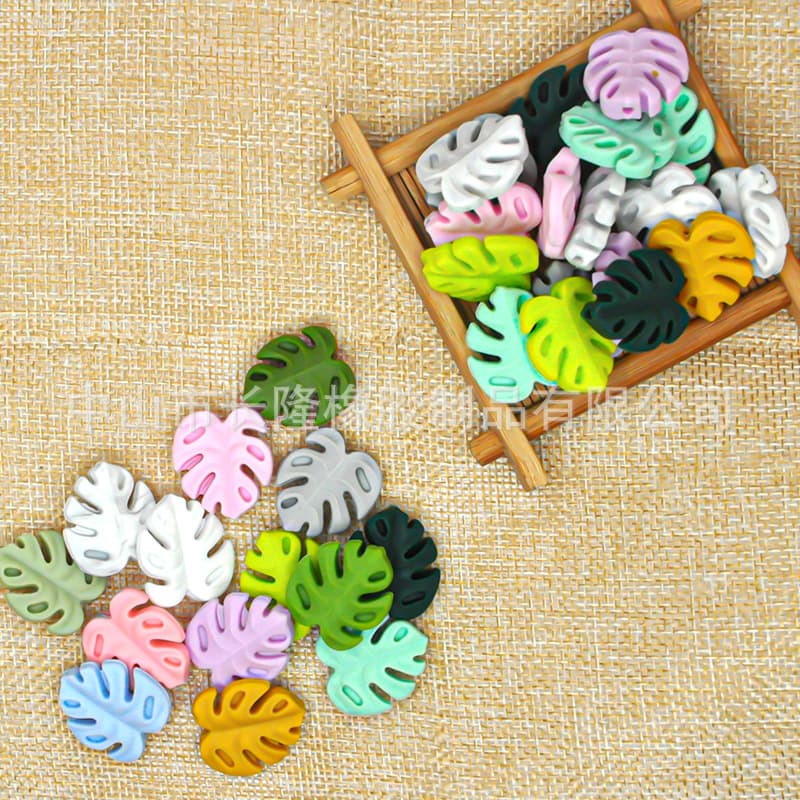 Monstera Leaf Beads Food-Grade Silicone Teething Beads Pacifier Clip Chain Decoration Pendant Accessories Silicone Beads Leaf Beads