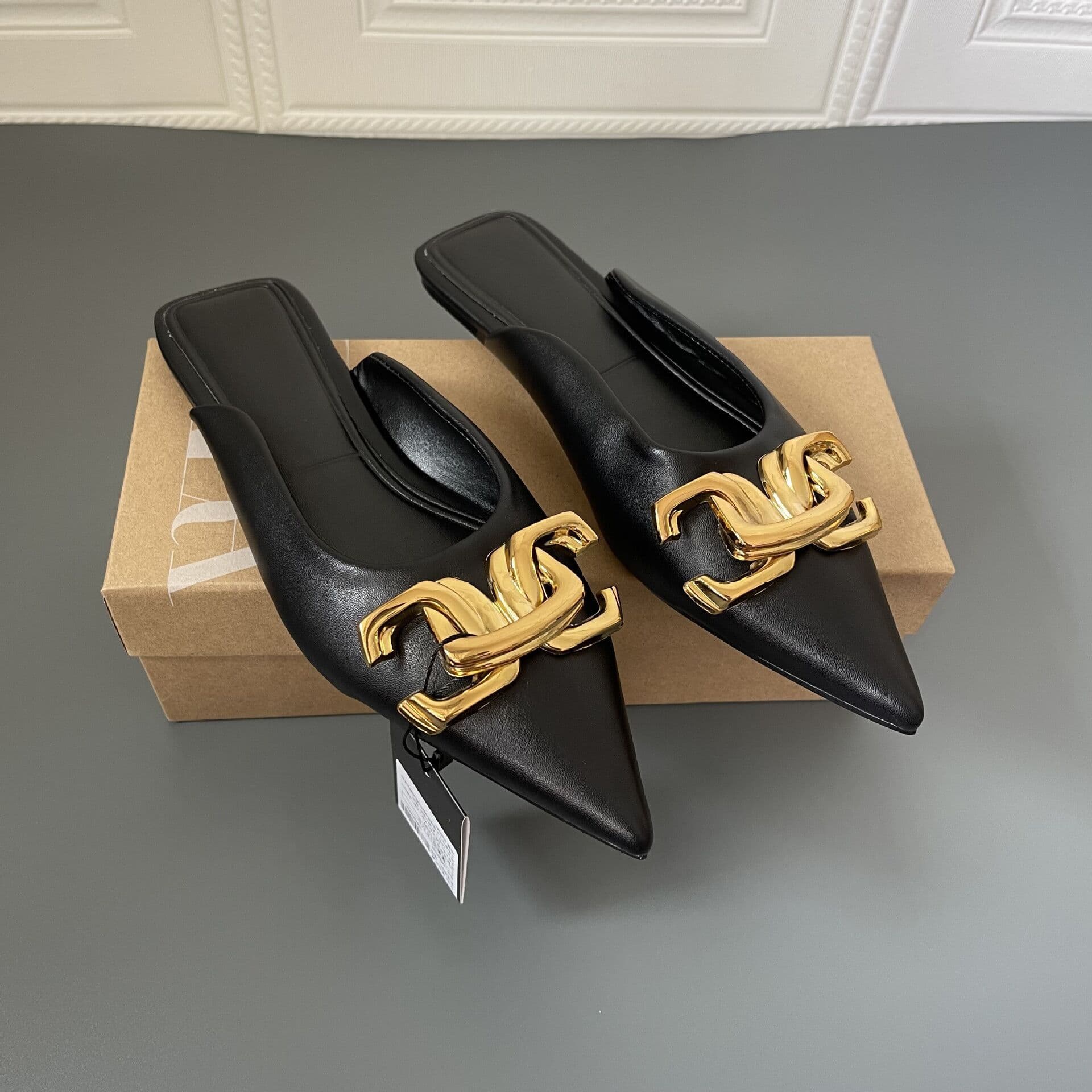 Foreign trade 2025 spring and autumn new style Baotou half drag pointed toe low heel sandals Mule shoes lazy half slippers large size sandals