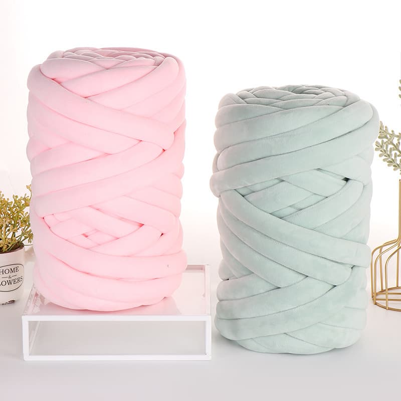 Cross-border hot-selling hand-knitted Icelandic super soft acrylic-filled yarn 500g direct sales stock, core-filled cotton extra thick for crafts.