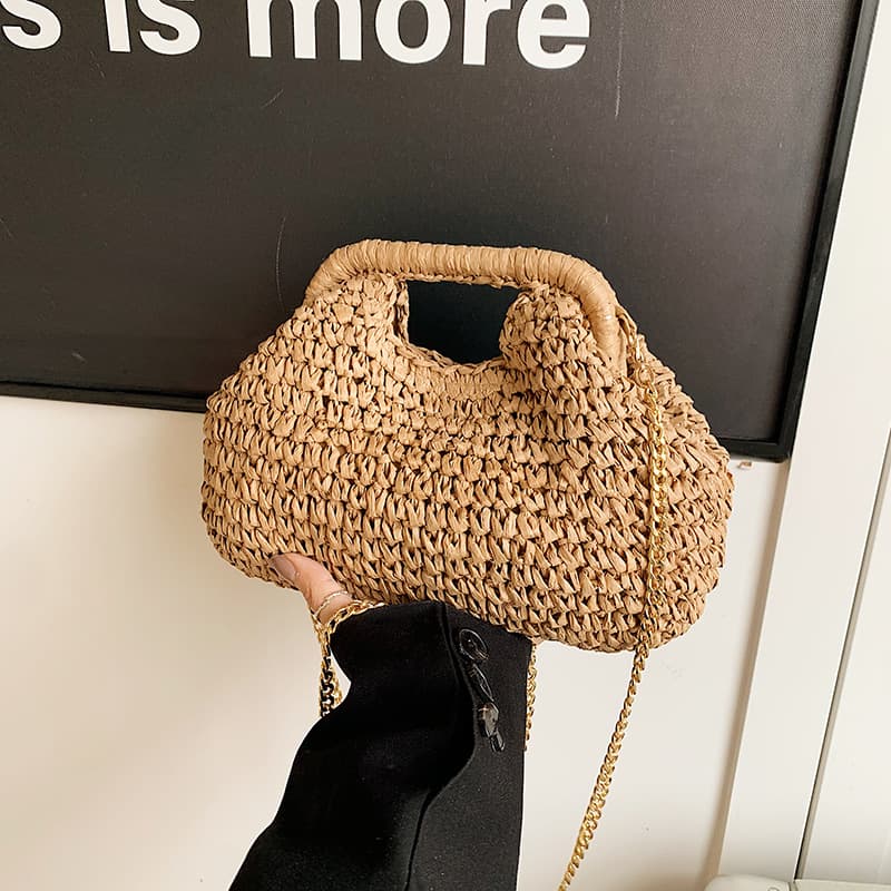 Beach Vacation Shell Bag 2026 New Spring Forest Style Straw Shoulder Bag Beach High-End Chain Crossbody Women's Bag