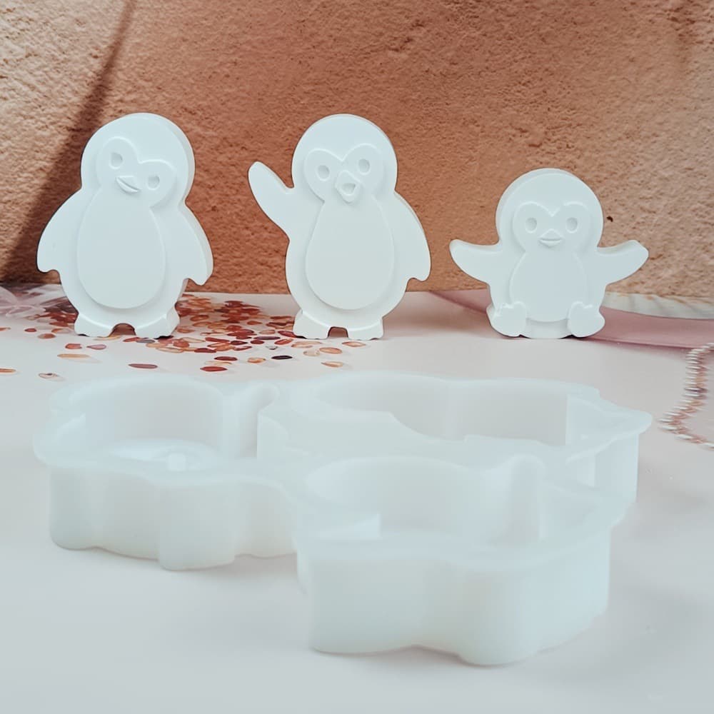 S1704 Baby Penguin Combination Desktop Decoration Cement Plaster Mold DIY Silicone Mold