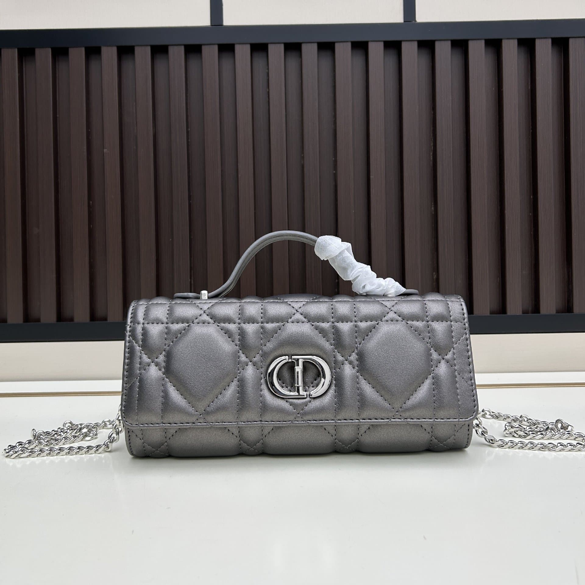 2026 New Fashion Mini High Version Shoulder Bag Crossbody Bag Luxury Women's Bag Small Fragrance Style Crossbody Bag Wholesale