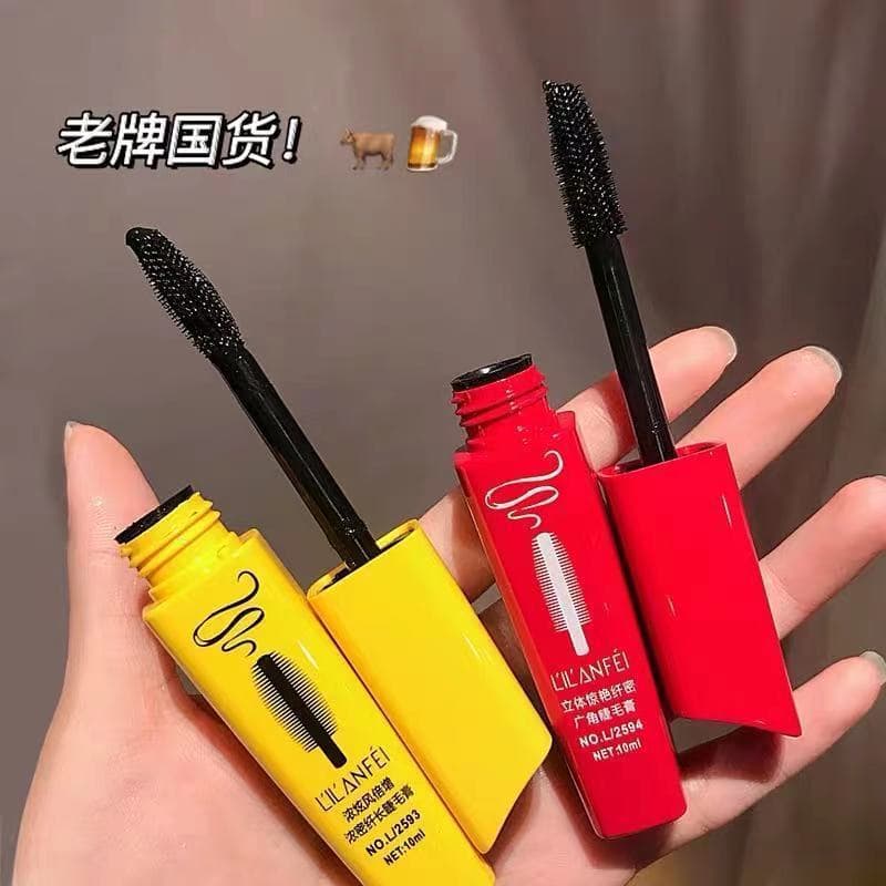 Lilanfei Slim and Curl Mascara, thick and set, not easy to smudge makeup